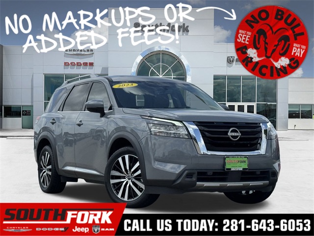 2023 Nissan Pathfinder Platinum